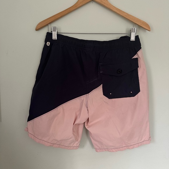 Men's jcrew color block Swim Shorts - Navy and Pink - Picture 4 of 4